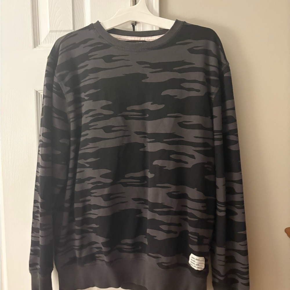 Adam Levine Collection Black and Gray Camouflage Crewneck Sweater